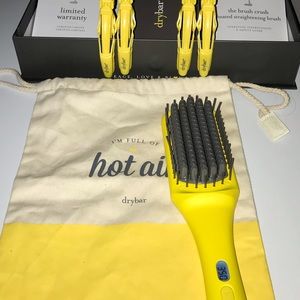MAKE OFFER! USED ONCE-NWT DrybarBrush Tool/Clips